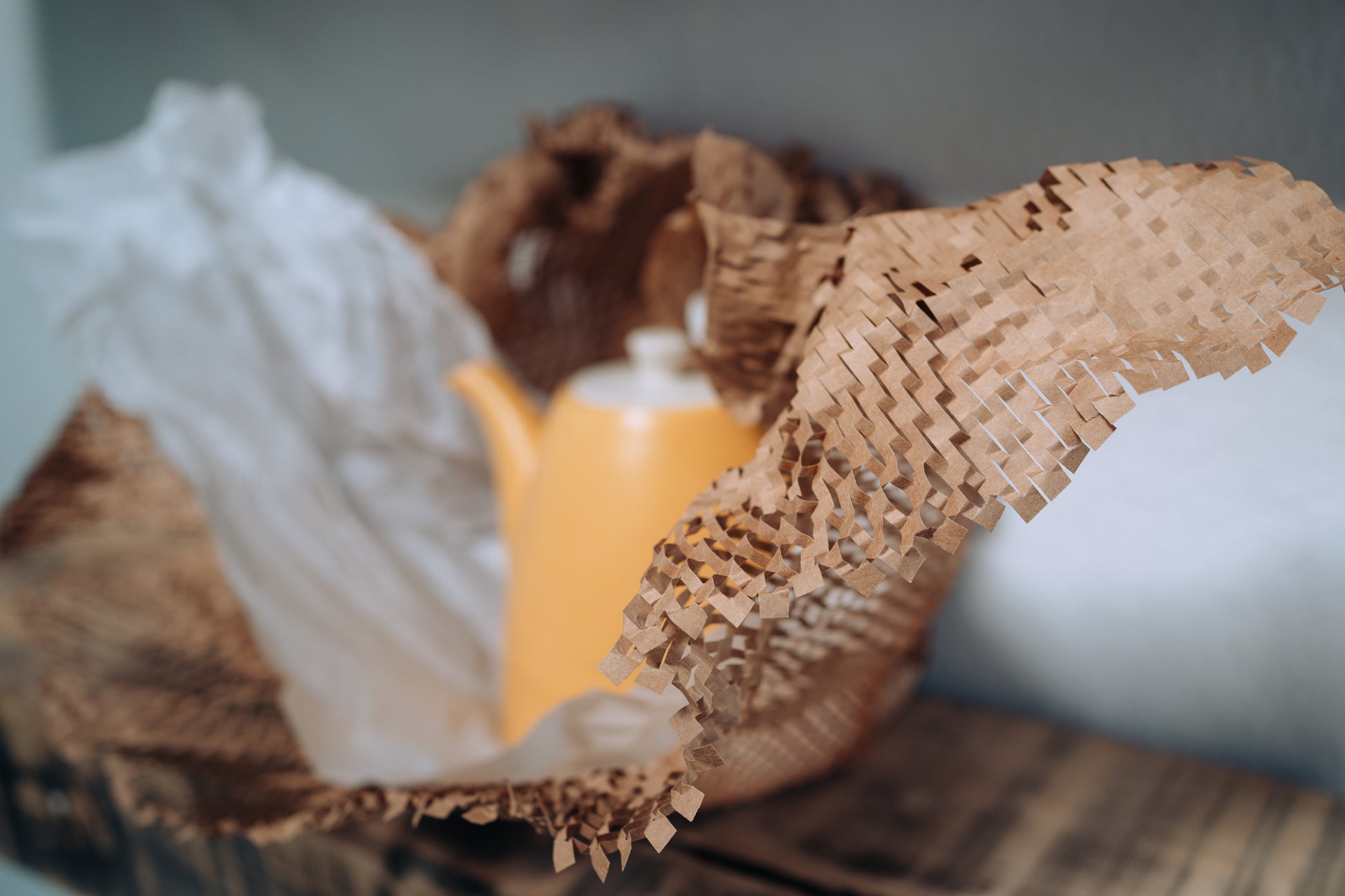 Honeycomb Wrap Desktop Dispenser